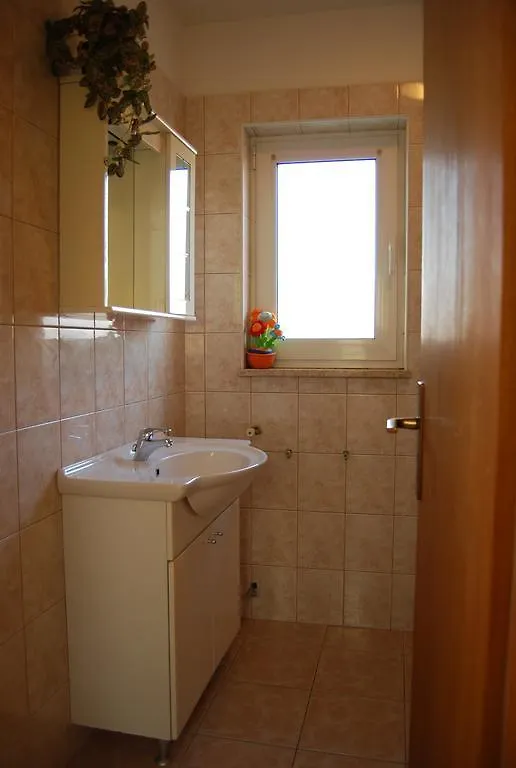Apartments Mira Tar-Vabriga